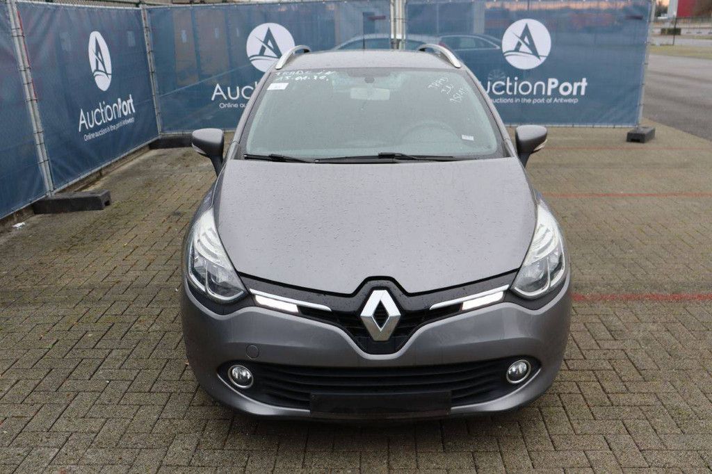 Passenger car Renault Clio Petrol 74 hp 2013 (Margin)