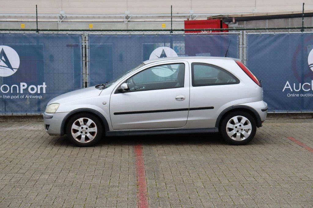 Passenger car Opel Corsa Diesel 70 hp 2004 (Margin)