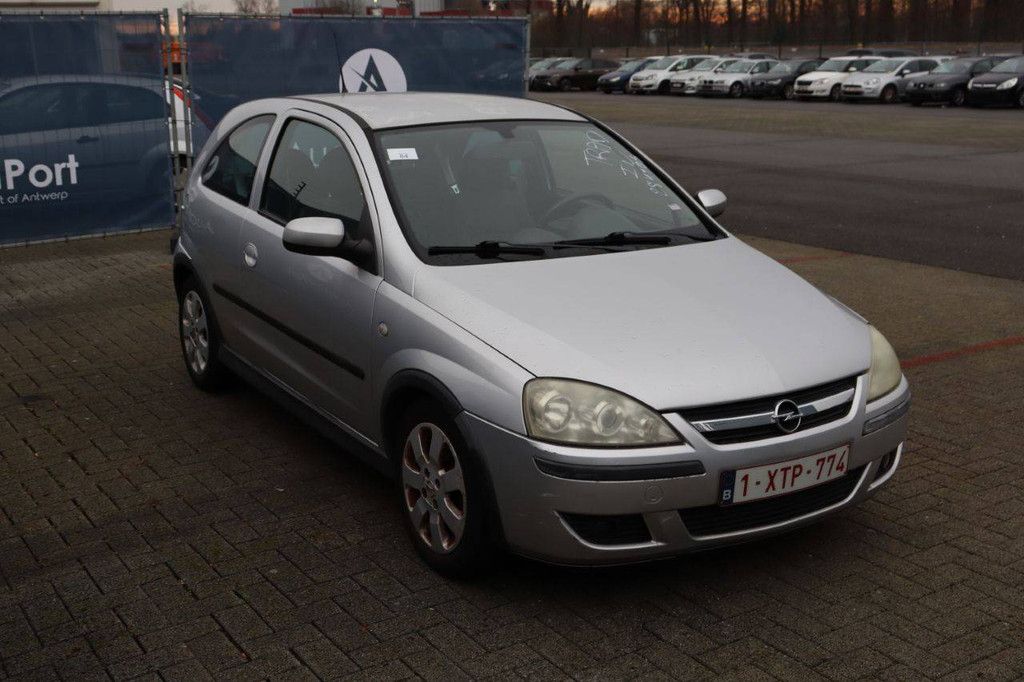 Passenger car Opel Corsa Diesel 70 hp 2004 (Margin)