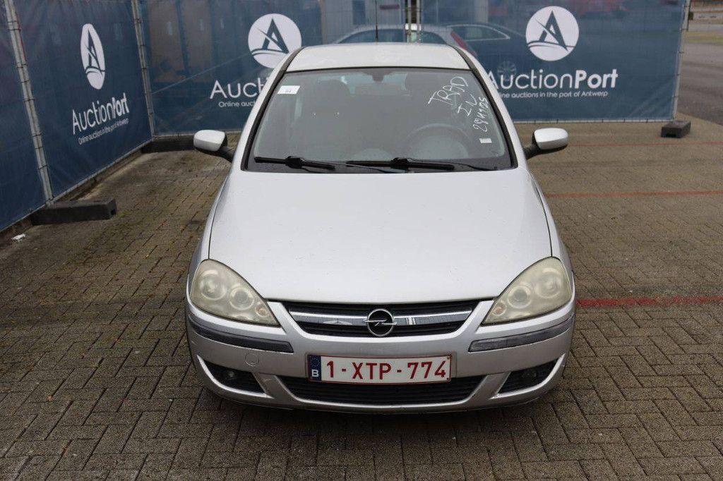 Passenger car Opel Corsa Diesel 70 hp 2004 (Margin)