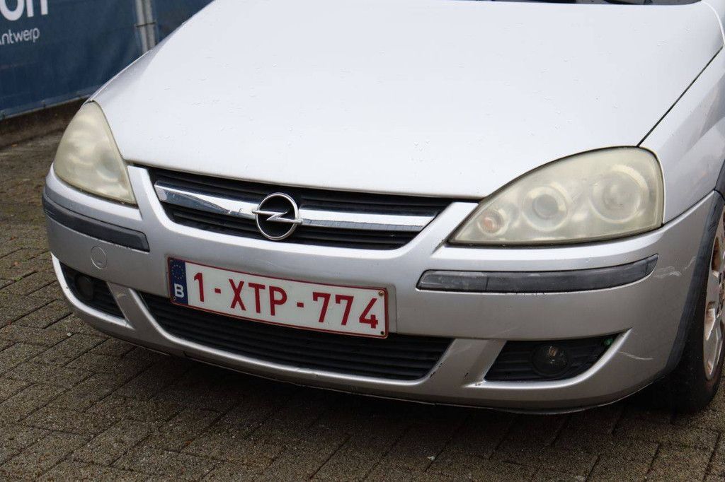 Passenger car Opel Corsa Diesel 70 hp 2004 (Margin)