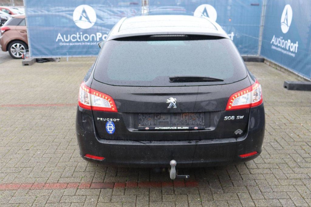 SUV Peugeot 508 SW Diesel 114 PS 2014 (Marge)