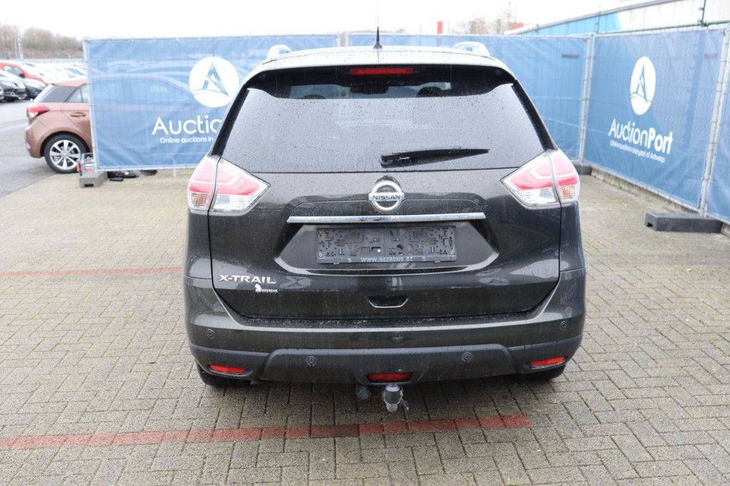 SUV Nissan X-Trail Diesel 130 PS 2017 (Margin)