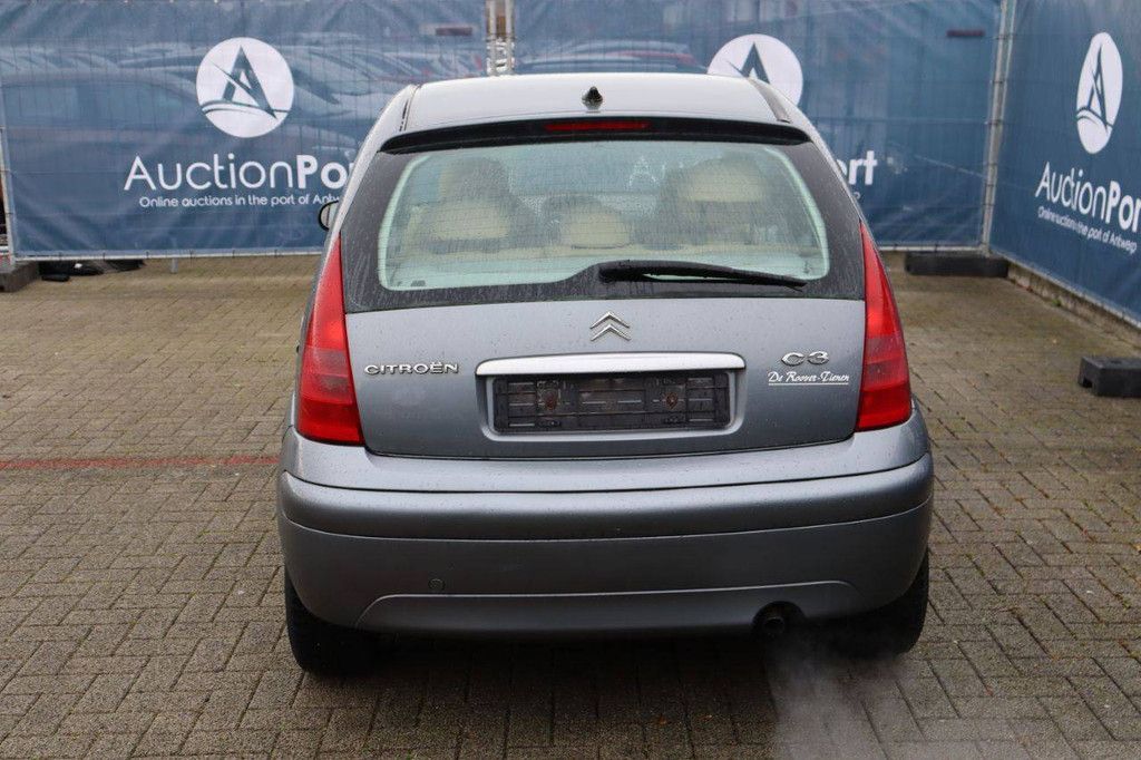 Pkw Citroën C3 Benzin 73 PS 2005 (Marge)