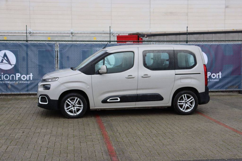 Passenger car Citroën Berlingo Petrol 110 hp 2020 (Margin)