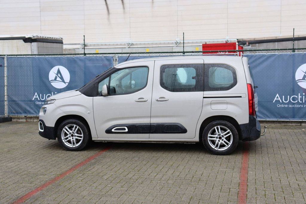 Passenger car Citroën Berlingo Petrol 110 hp 2020 (Margin)