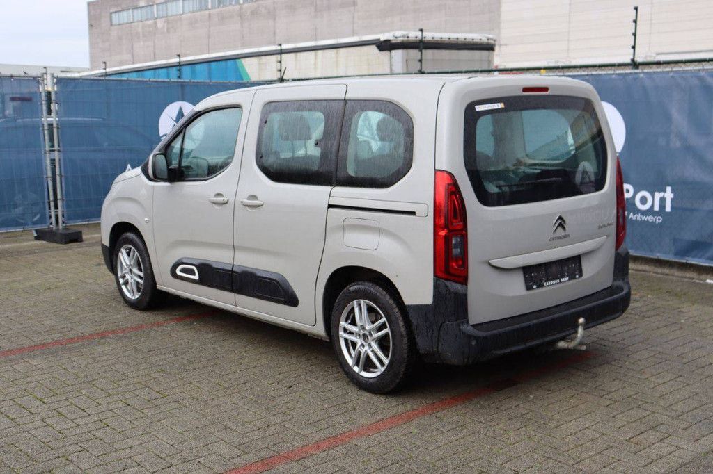 Passenger car Citroën Berlingo Petrol 110 hp 2020 (Margin)