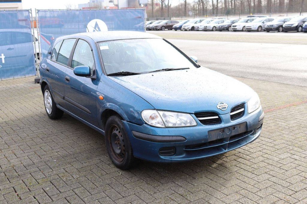 Pkw Nissan Almera Benzin 116 PS 2002 (Marge)