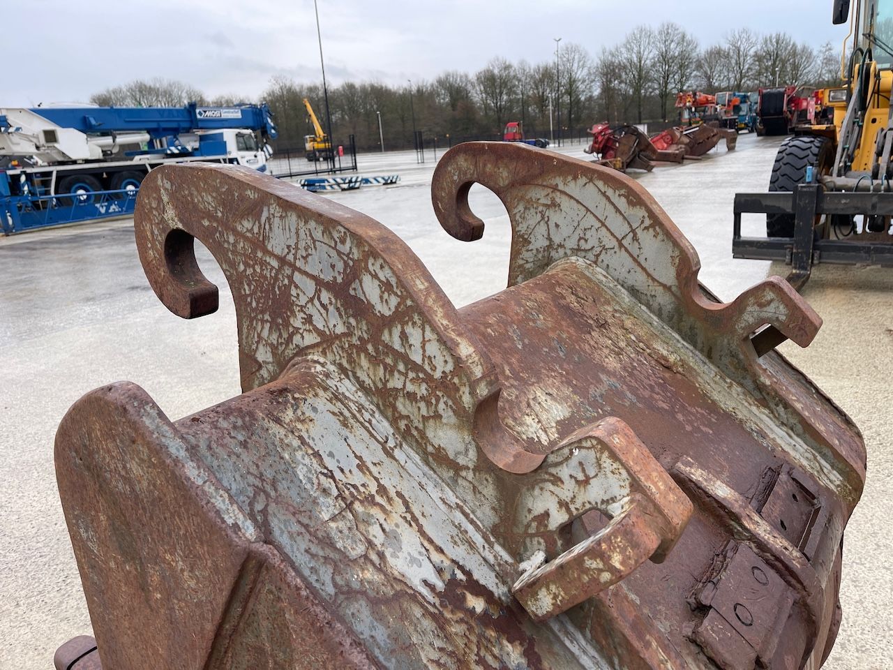 Dieplepelbak 140cm CW45 Verachtert