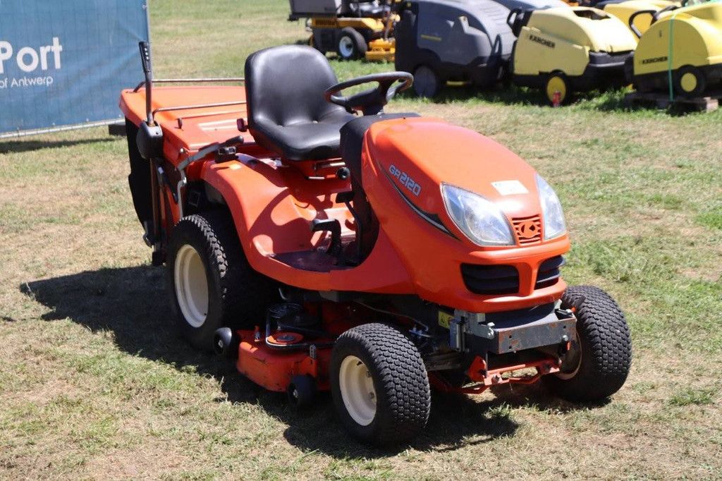 Kubota GR2120 Diesel-Aufsitzmäher 2009