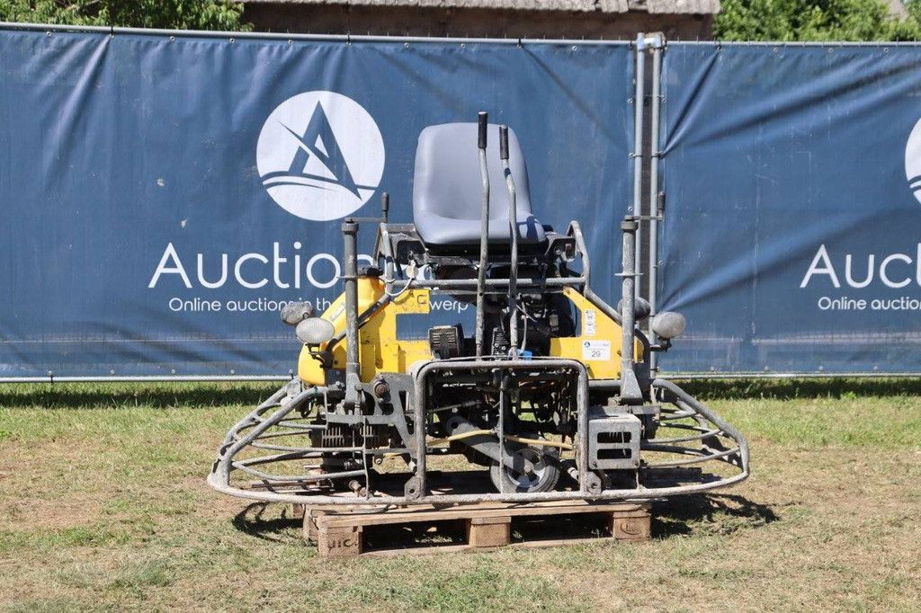 Schmetterlingsmaschine Wacker Neuson crt 36 26a Benzin