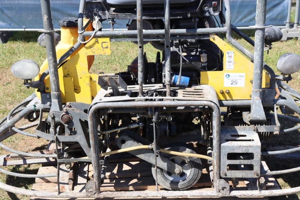 Schmetterlingsmaschine Wacker Neuson crt 36 26a Benzin