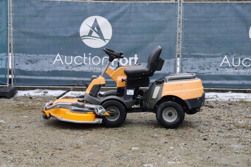 Stiga P901PH Benzin-Aufsitzmäher 15kW 2021