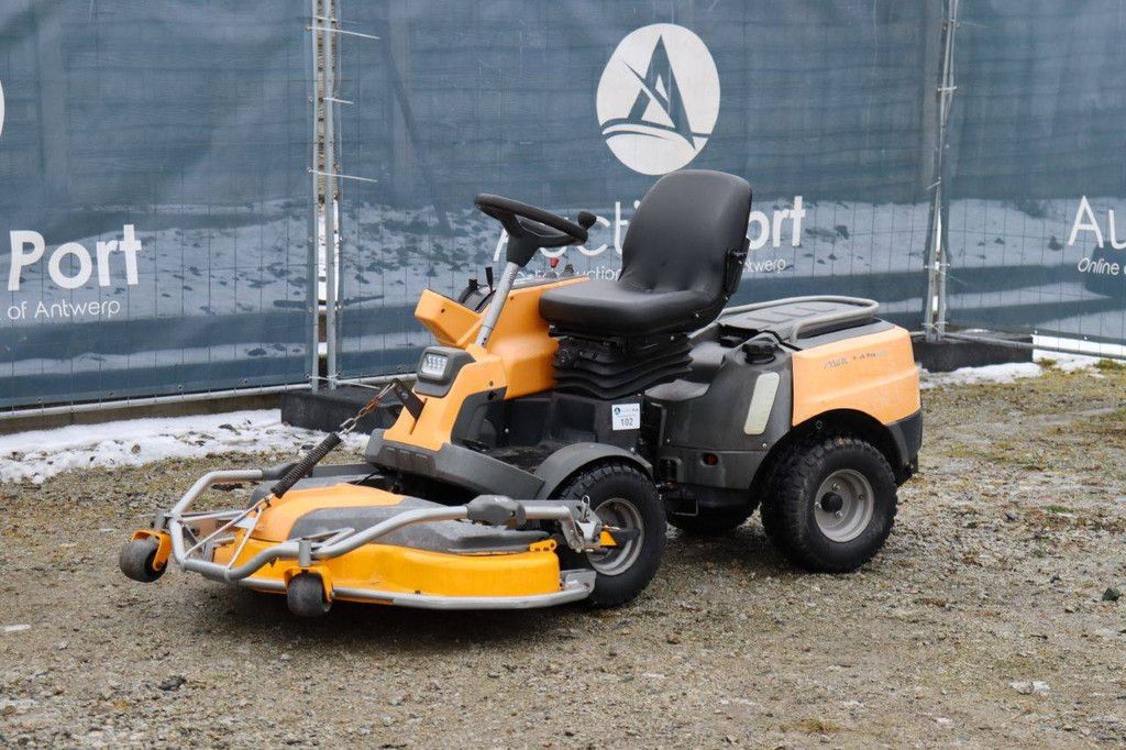 Stiga P901PH Benzin-Aufsitzmäher 15kW 2021