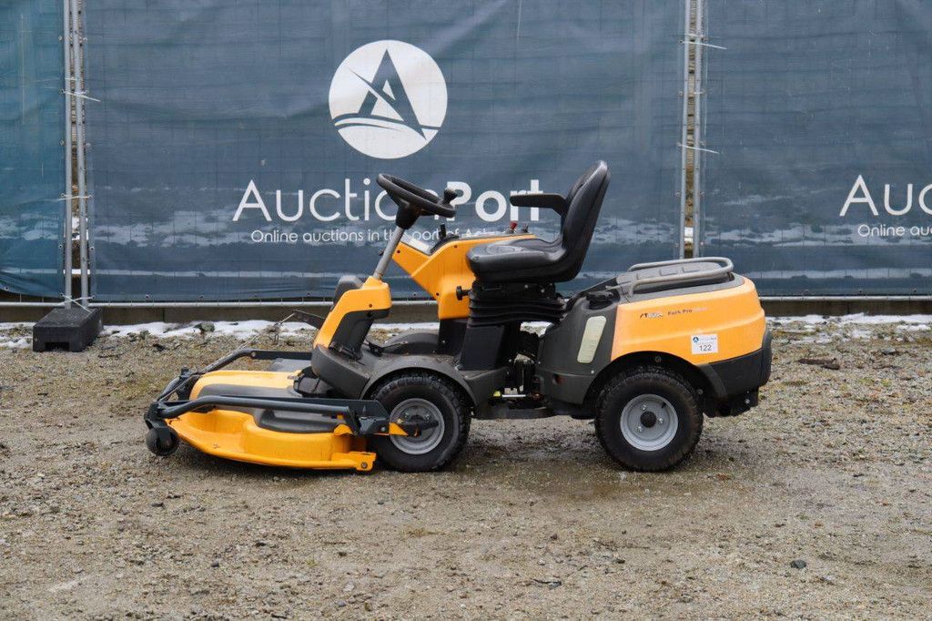 Stiga P901PH Benzin-Aufsitzmäher 15,2 kW 2021