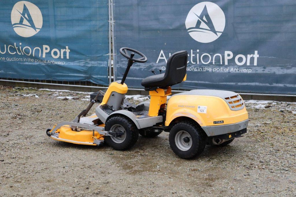 Stiga P901 Benzin-Aufsitzmäher 10kW 2015