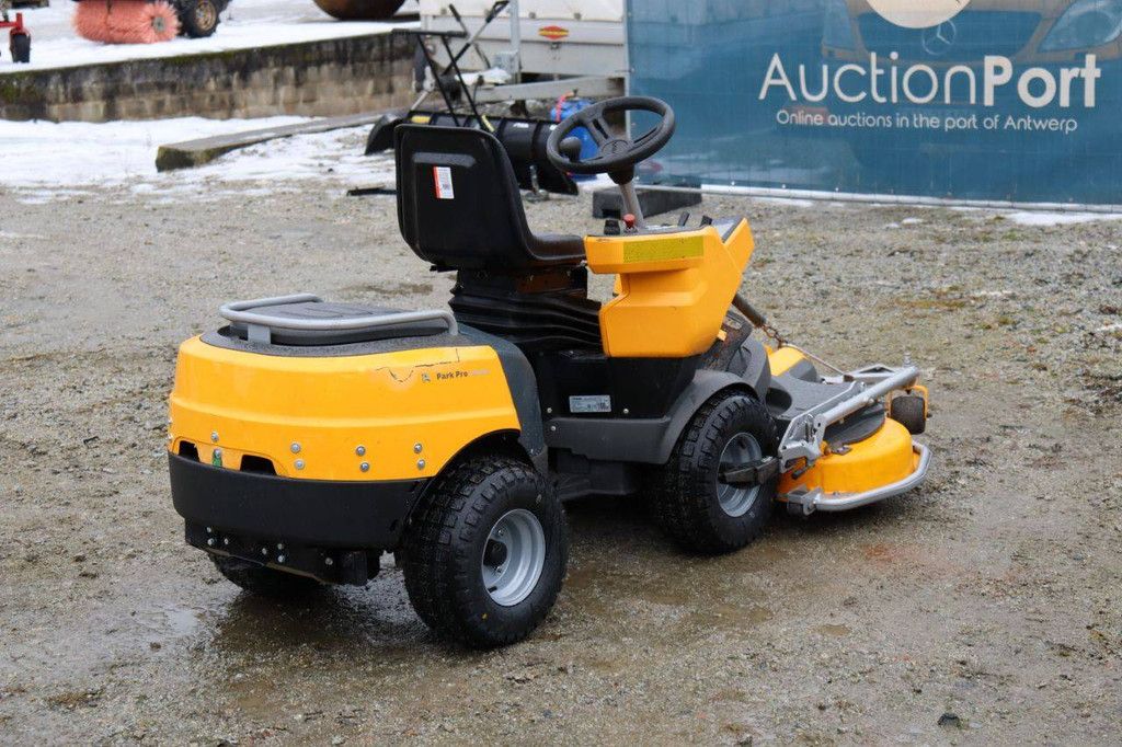 Stiga P901PH Petrol 15.2kW Riding Mower 2022