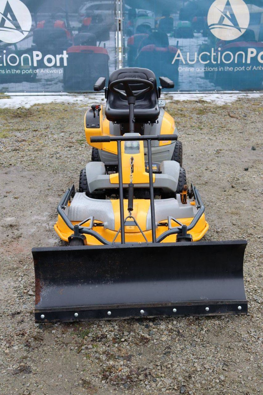 Stiga Park Pro 21 4WD Benzin-Aufsitzmäher 14,7 kW 2017