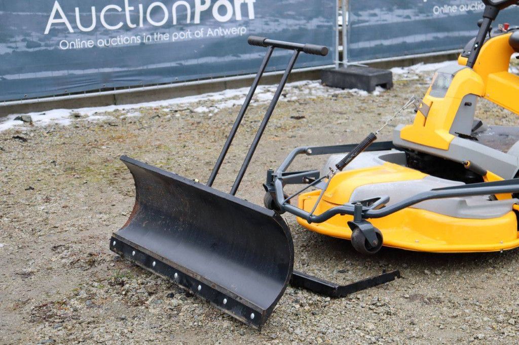 Stiga Park Pro 21 4WD Benzin-Aufsitzmäher 14,7 kW 2017