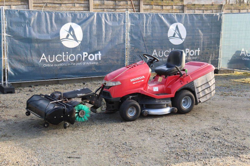 Honda HF2417 Benzin-Aufsitzmäher