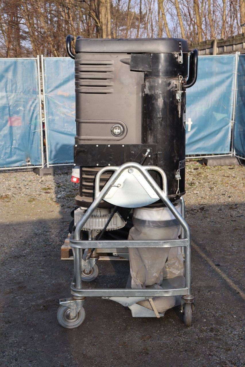 HTC 10iAD Elektrischer Staubabsauger 2011 für Beton und Böden