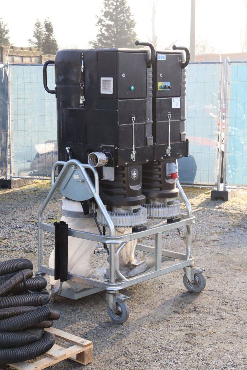 HTC 10iAD Elektrischer Staubabsauger 2011 für Beton und Böden