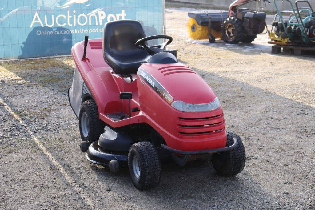 Honda HF2620HME Benzin-Aufsitzmäher 2006