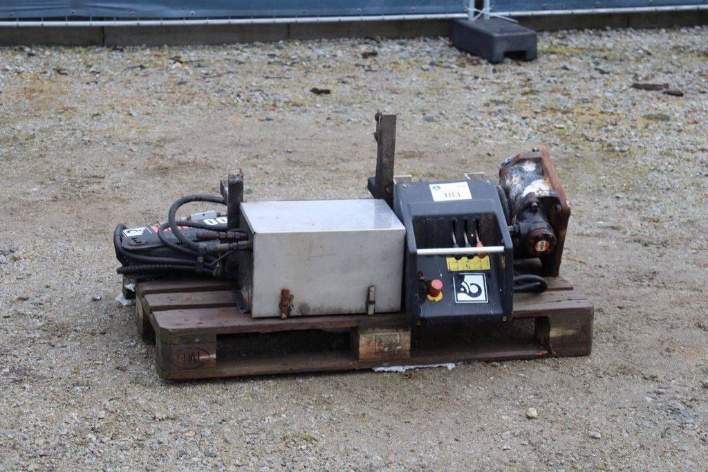 Laadkraan Hiab 008T 840kg 5m 2001