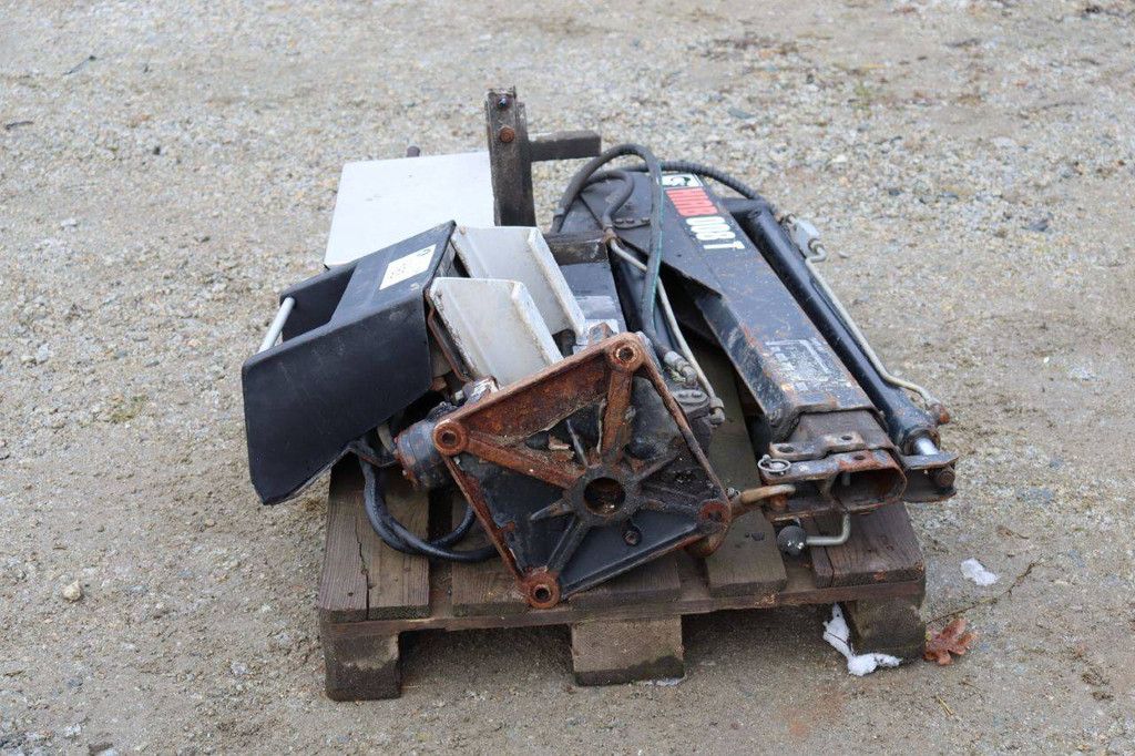 Laadkraan Hiab 008T 840kg 5m 2001