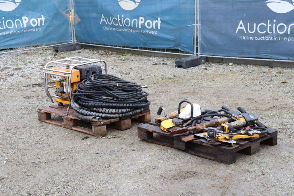 Lifton LP8 Benzin-Hydraulikpumpe (140 bar) mit Meißeln und Schleifmühlen