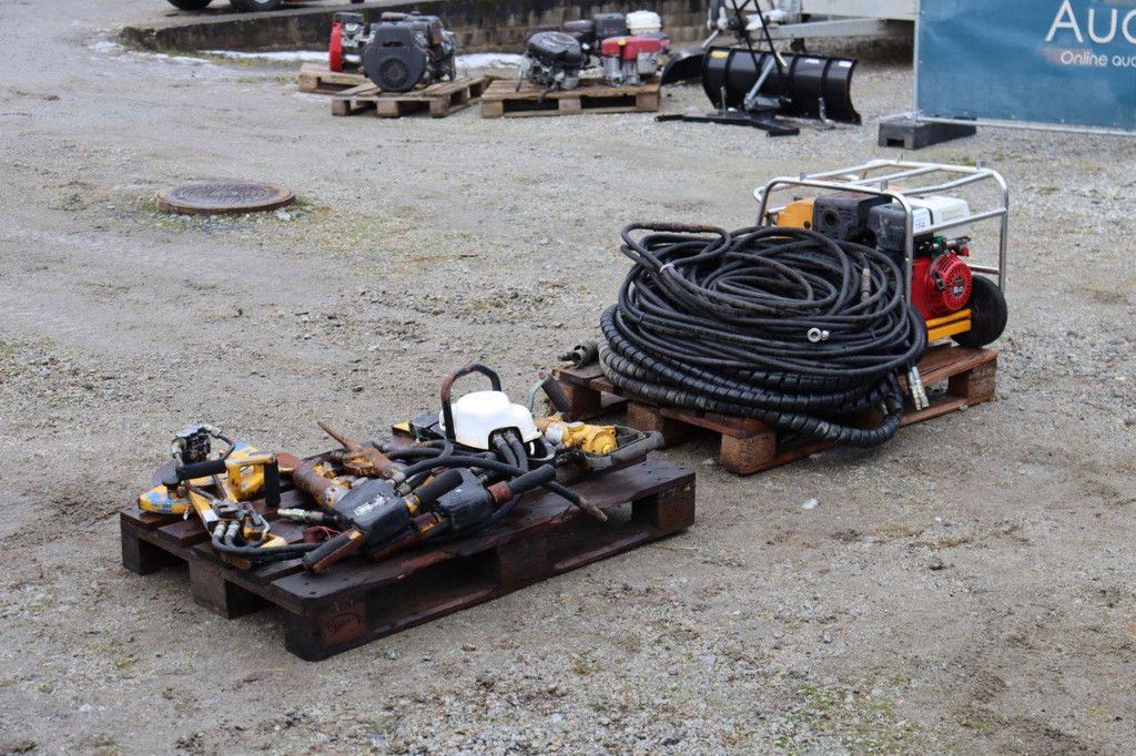 Lifton LP8 Benzin-Hydraulikpumpe (140 bar) mit Meißeln und Schleifmühlen