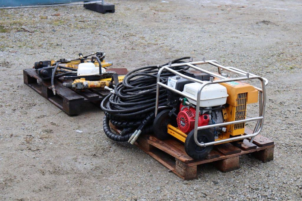 Lifton LP8 Benzin-Hydraulikpumpe (140 bar) mit Meißeln und Schleifmühlen