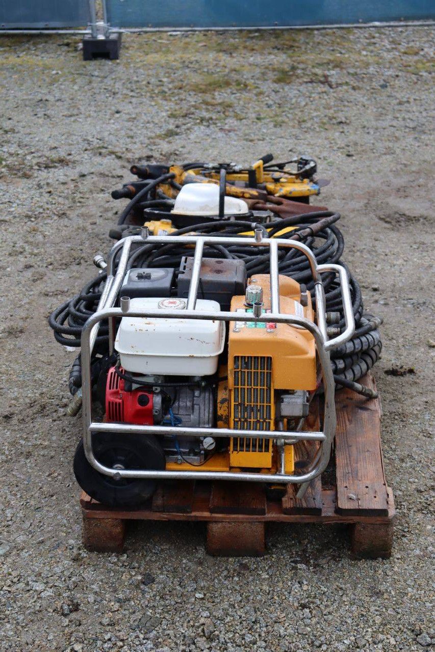 Lifton LP8 Benzin-Hydraulikpumpe (140 bar) mit Meißeln und Schleifmühlen