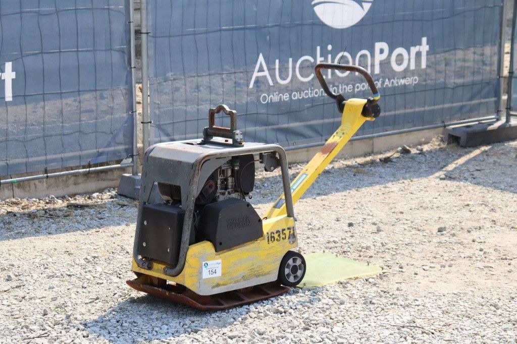 Vibrating plate Wacker Neuson DPU 3050He Diesel 2010