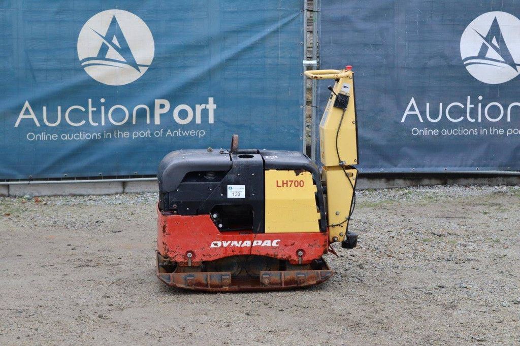 Vibrating plate Dynapac LH700 Diesel 2010