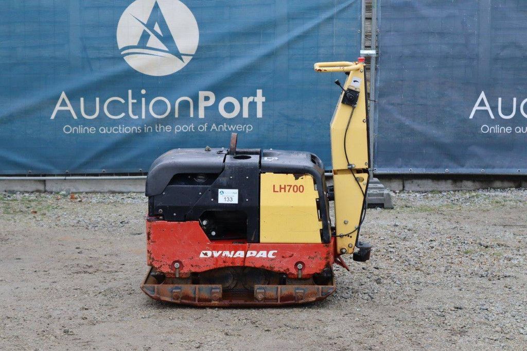 Vibrating plate Dynapac LH700 Diesel 2010