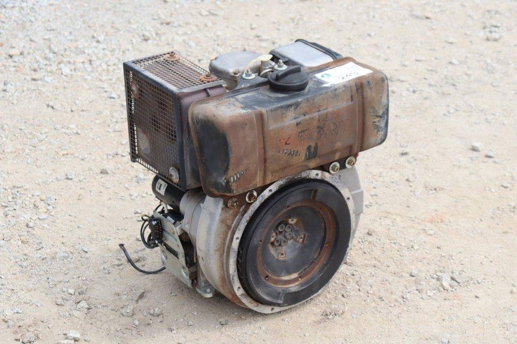 Motor HATZ 1D81Z Diesel 12.6pk 2011