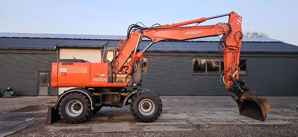 Hitachi ZX160 W