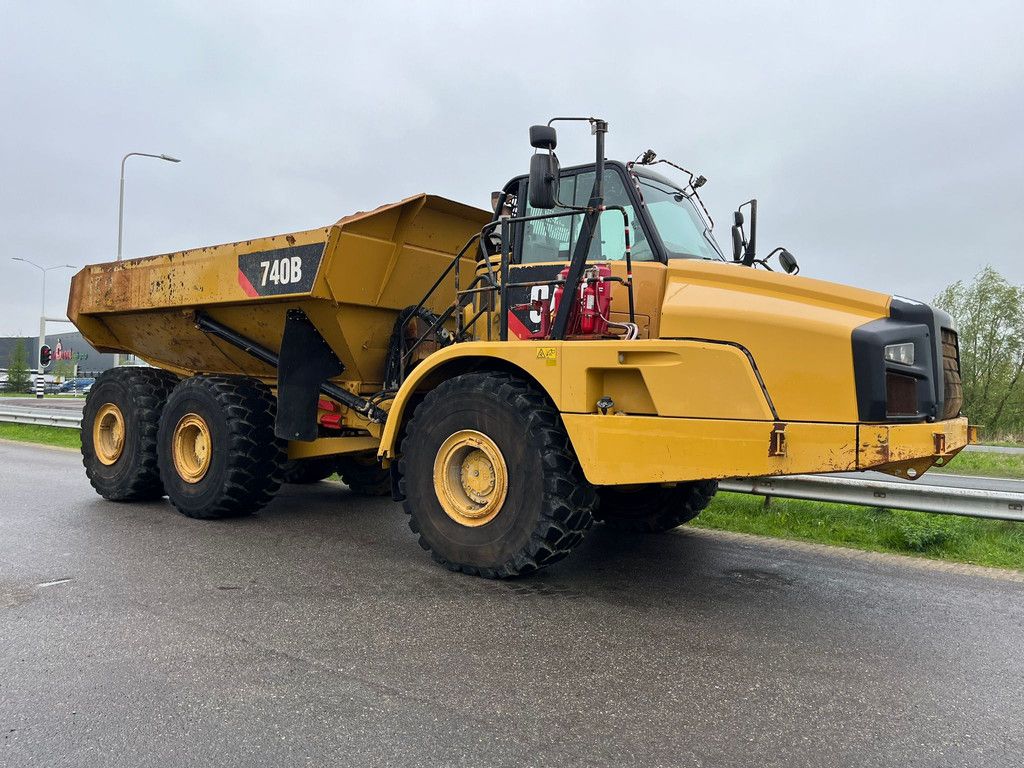 Caterpillar 740B