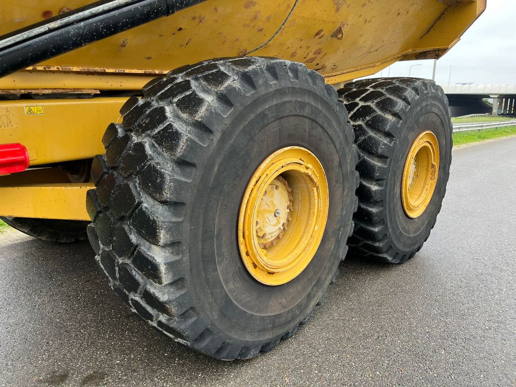 Caterpillar 740B