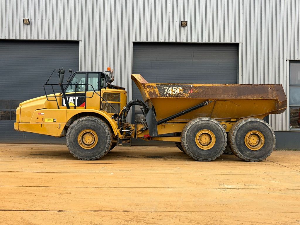 Caterpillar 745C