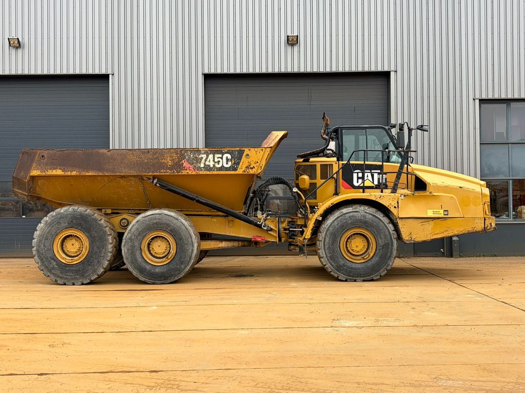 Caterpillar 745C