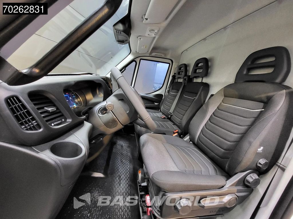 Iveco Daily 35S21 BPM VRIJ! 3.0L Automaat 210PK L2H2 2025-Model 3,5t Trekvermogen ACC LED CarPlay Camera Parkeersensoren Velgen Euro6 L3 12m3 A/C