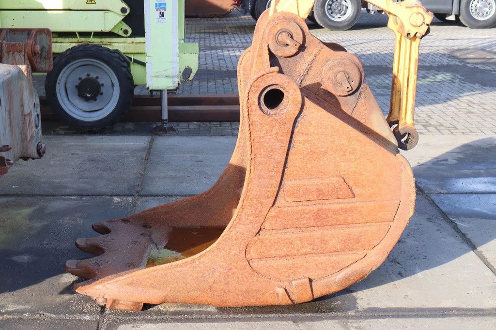 Liebherr A316 | BUCKET | ELEVATING CABIN | OUTRIGGERS