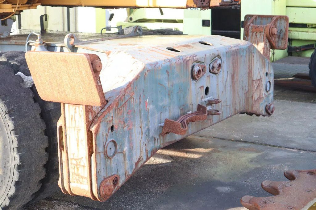 Liebherr A316 | BUCKET | ELEVATING CABIN | OUTRIGGERS