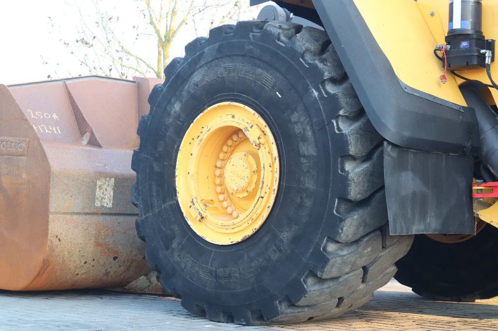 Volvo L250H | L 250 H | BSS | CDC | BUCKET | WEIGHT SYSTEM