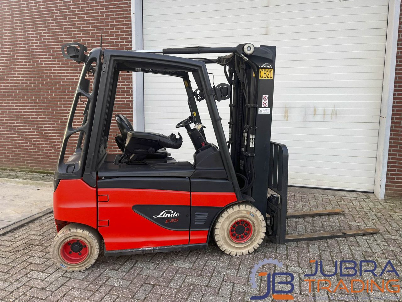Linde E25-01 Elektrische Heftruck | 2018 | 2.5T | 4.6M | Triplex