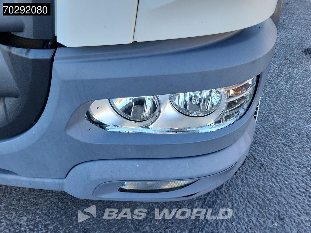 DAF LF 260 4X2 Thermo-King T-600R cooler 1500kg Ladebordwand ACC Euro 6