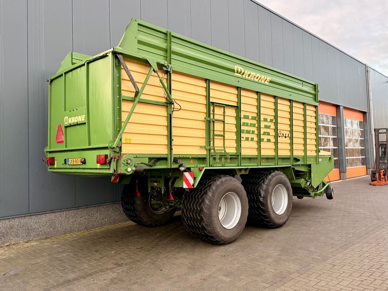 Krone MX 350 GL opraapwagen/dubbeldoel ladewagen