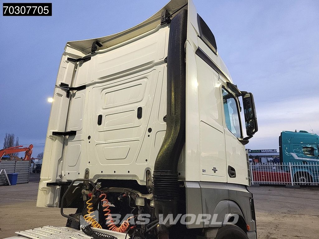 Mercedes Actros 1842 4X2 NL StreamSpace Mega 2xTanks